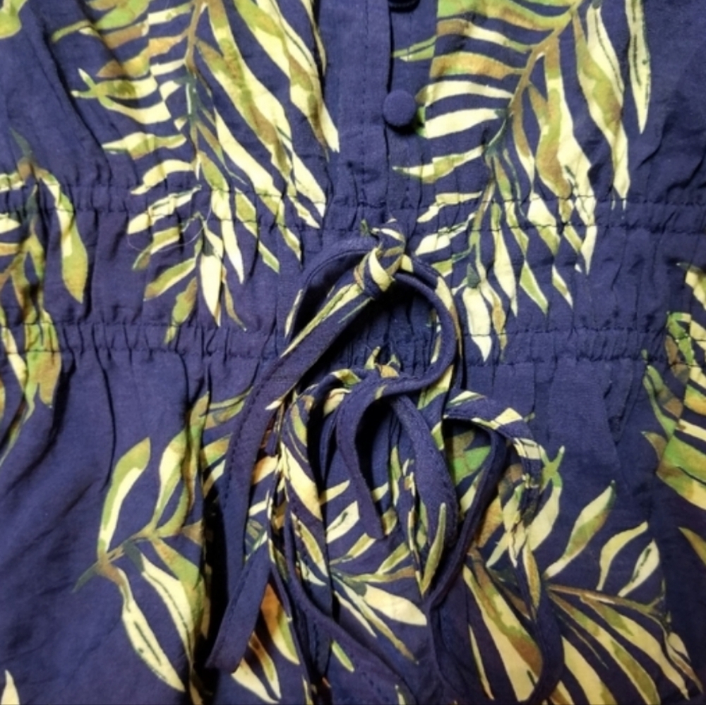 MILK & HONEY BLUE&GREEN CROP TOP BUTTON&TIE FRONT - Picture 5 of 10